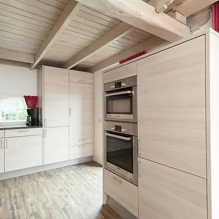בית נופש Beautifully Designed Farmhouse Near Forest In